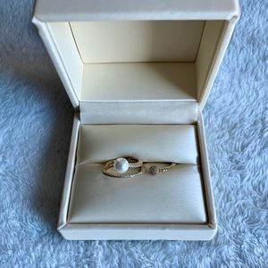 Beautiful Connected Costume Jewelry Rings